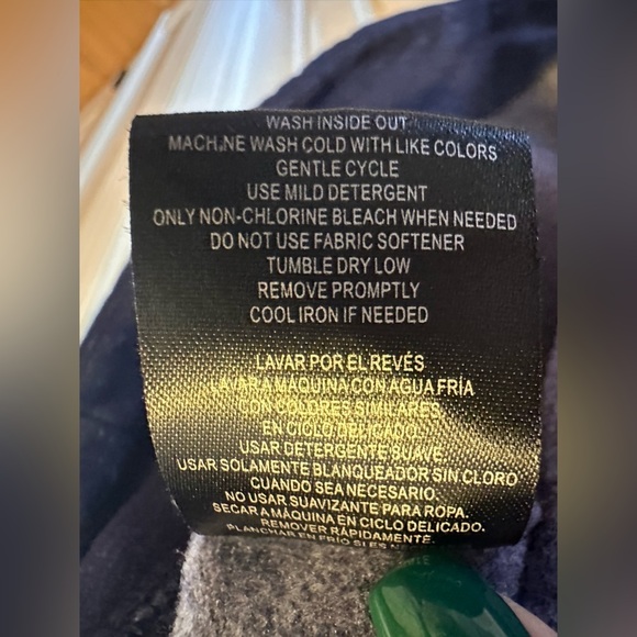 32 Degrees Heat Fleece Top Women Navy Crew Neck Top Stitch Long Sleeve NWOT - Picture 7 of 7